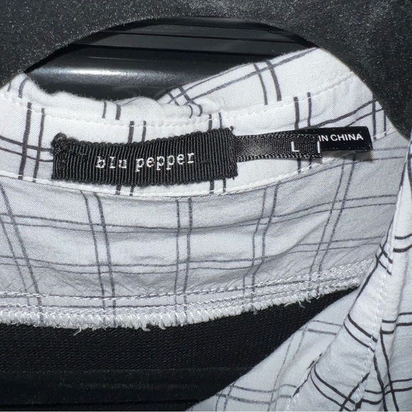 Blu Pepper sweater - Picture 2 of 9